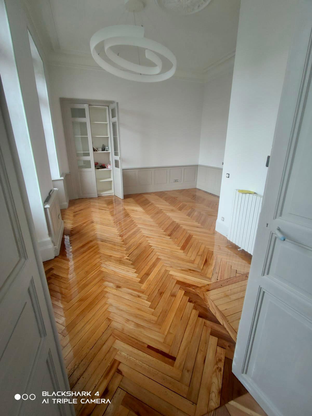 Vitrification parquet rendu uniforme